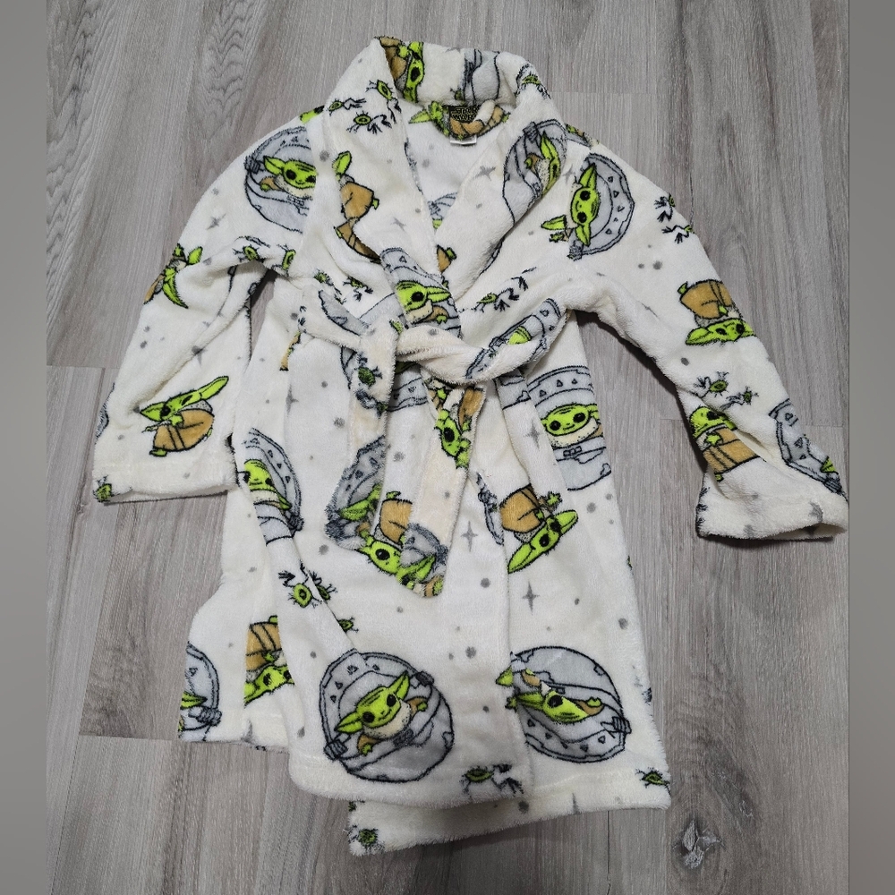 Mandolrian Grogu Robe 4/5